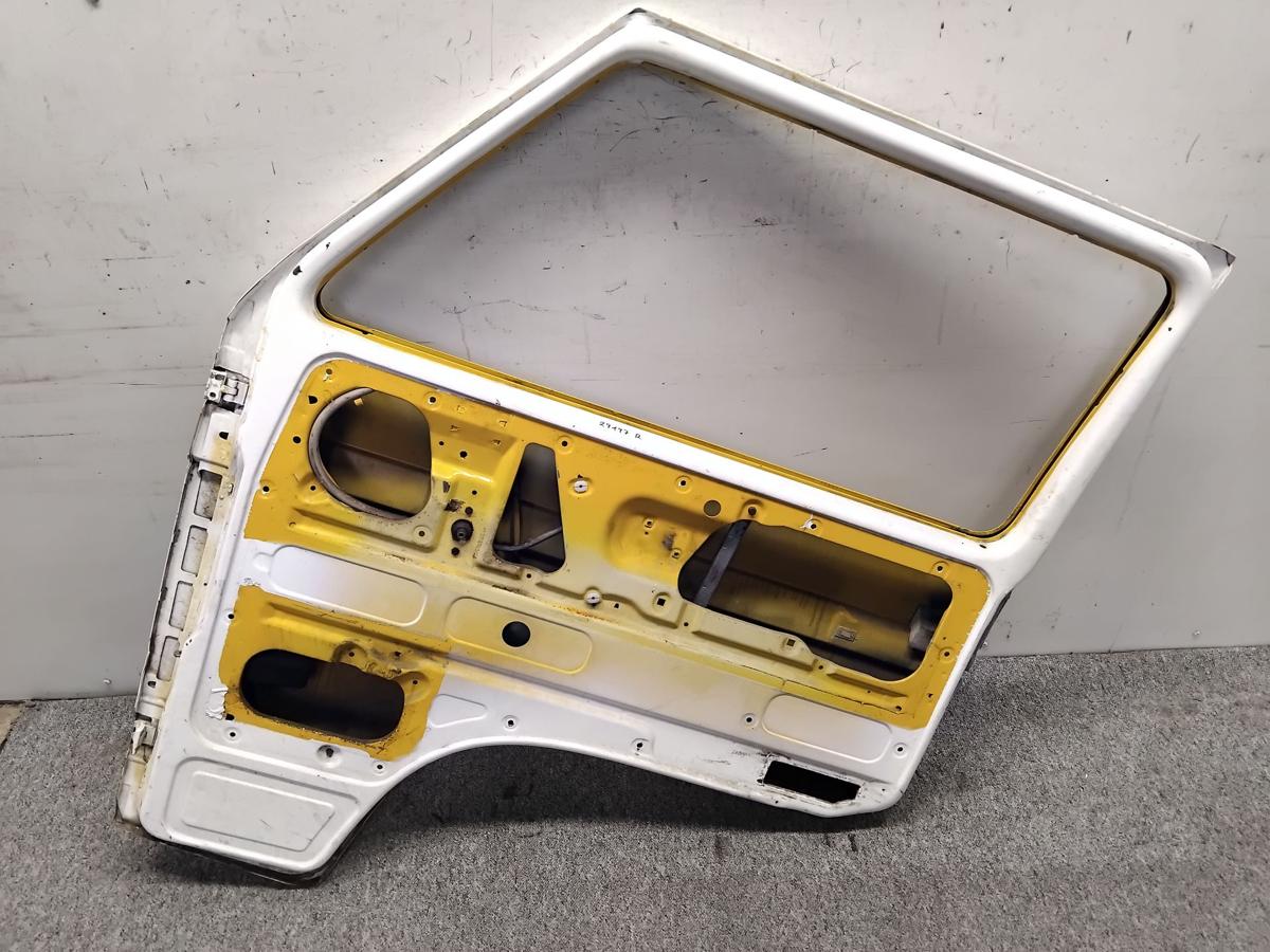 VW T3 T&uuml;r vorn rechts Beifahrert&uuml;r Bj.1987 starke Gebrauchsspuren