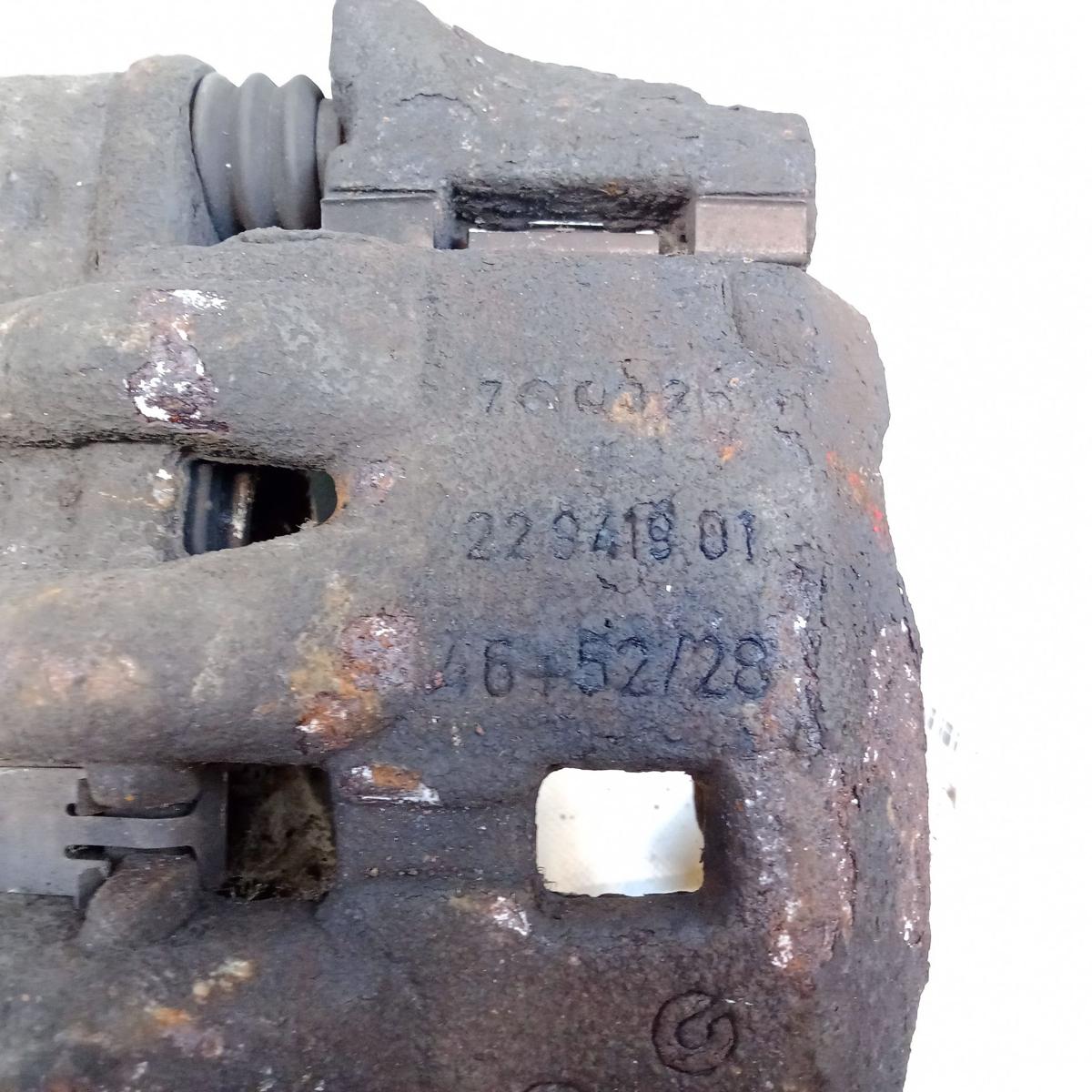 Peugeot Boxer 3 250 original Bremssattel Vorderachse rechts mit Tr&auml;ger Bj.2017