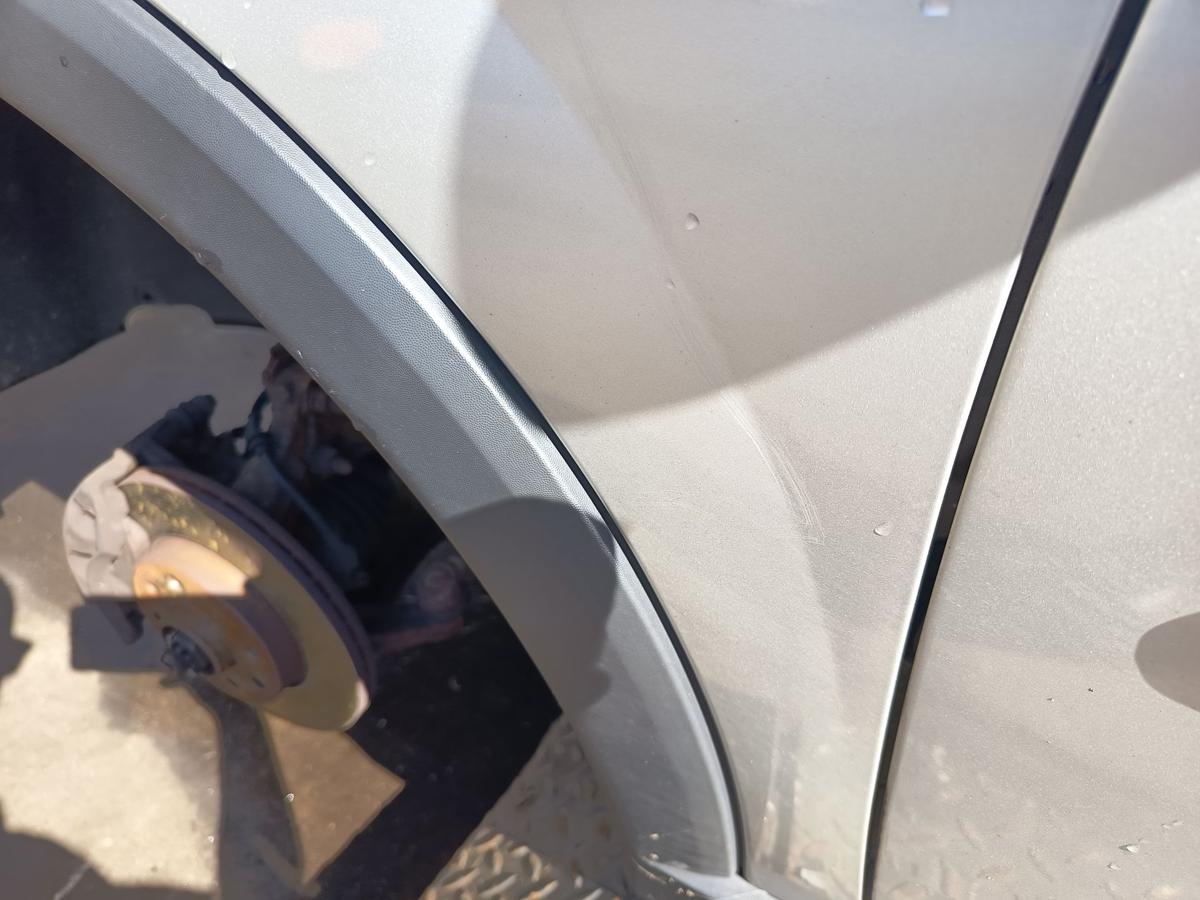 Opel Corsa C original Kotfl&uuml;gel links Seitenteil Z157 Starsilber Bj 2005