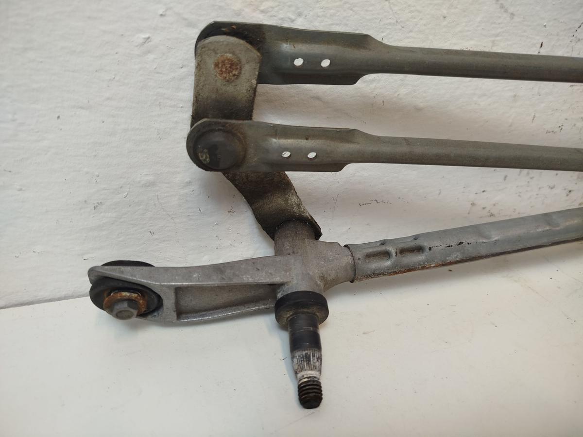 Peugeot 308 SW T9 Wischergest&auml;nge mit Wischermotor vorn Bosch 3397021828