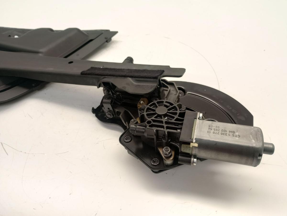 Opel Astra H TwinTop orig Flügelmotor rechts Verdeck Bj 2008