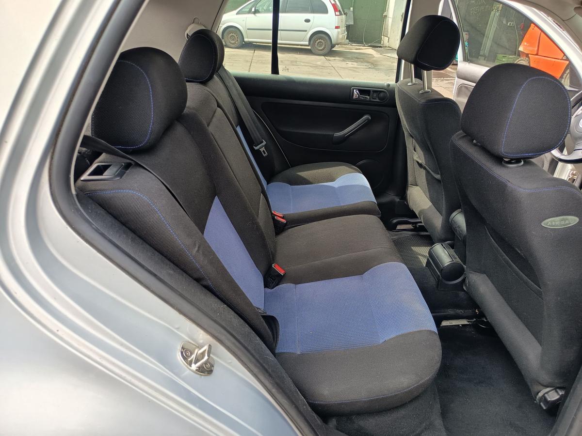 VW Golf IV 5t&uuml;rer Limo R&uuml;cksitzbank ohne Gurte Fond Stoff blau/schwarz Bj 1998