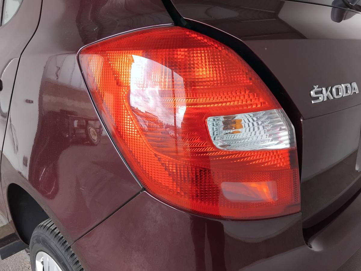Skoda Fabia 2 5J original R&uuml;ckleuchte Heckleuchte links Kombi Flie&szlig;heck BJ2013