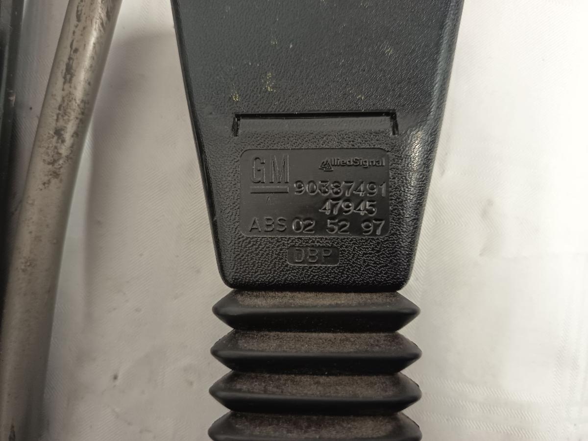 Opel Corsa B orig Gurtpeitsche/Gurtstraffer vorn links Bj 1998