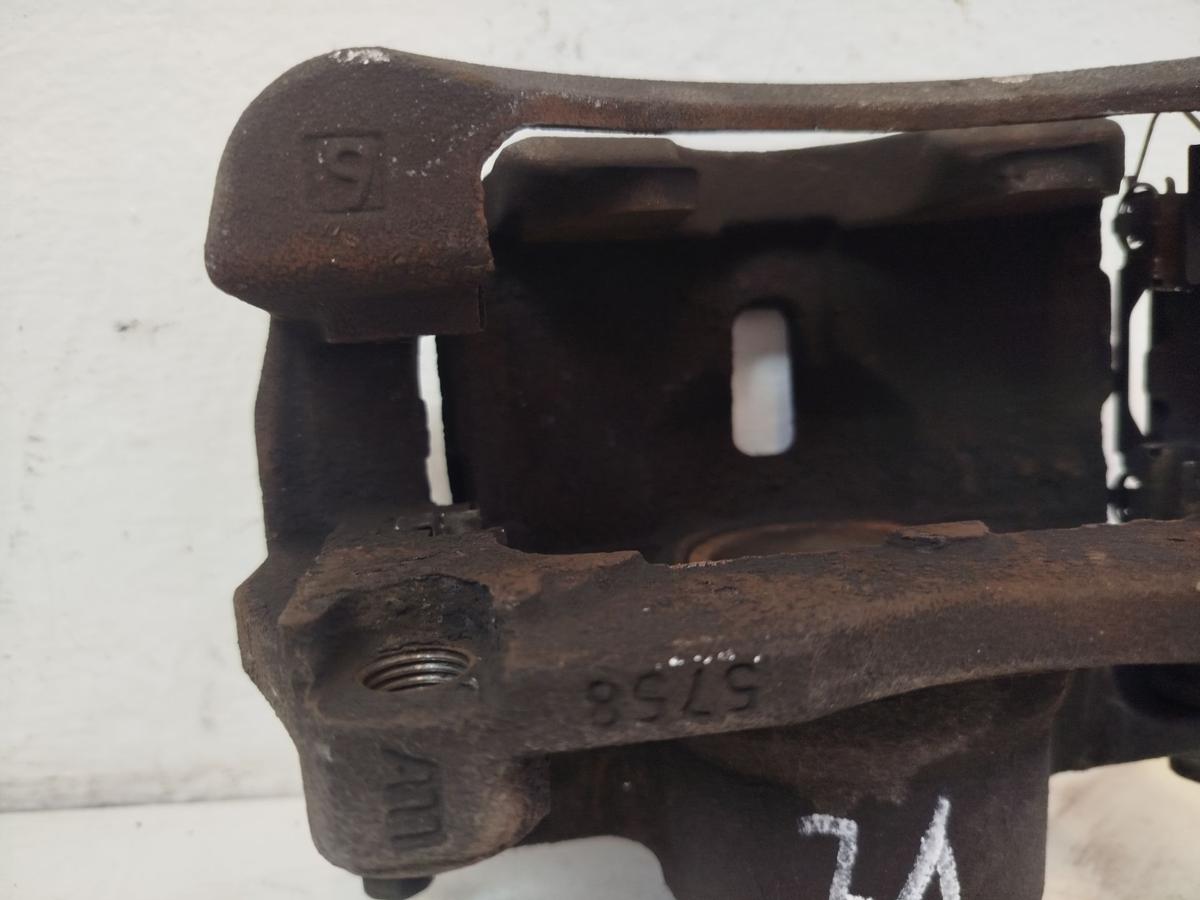 Nissan Qashqai J11 Bremssattel vorn links Sattel Bremszange 1.2 85kw