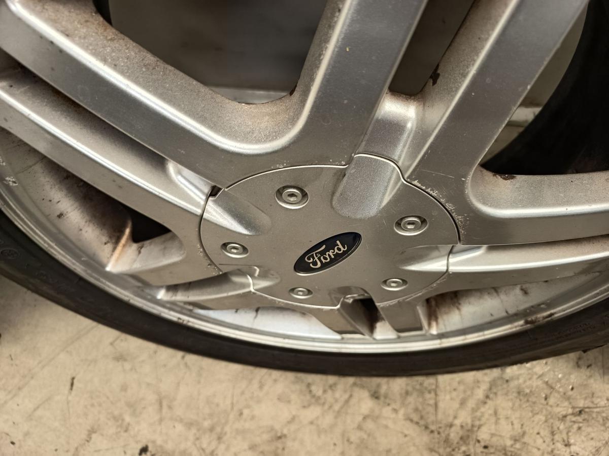 Ford Focus MK1 Satz Alufelgen mit Allwetterreifen 195/55R15 89V Goodride DOT 25