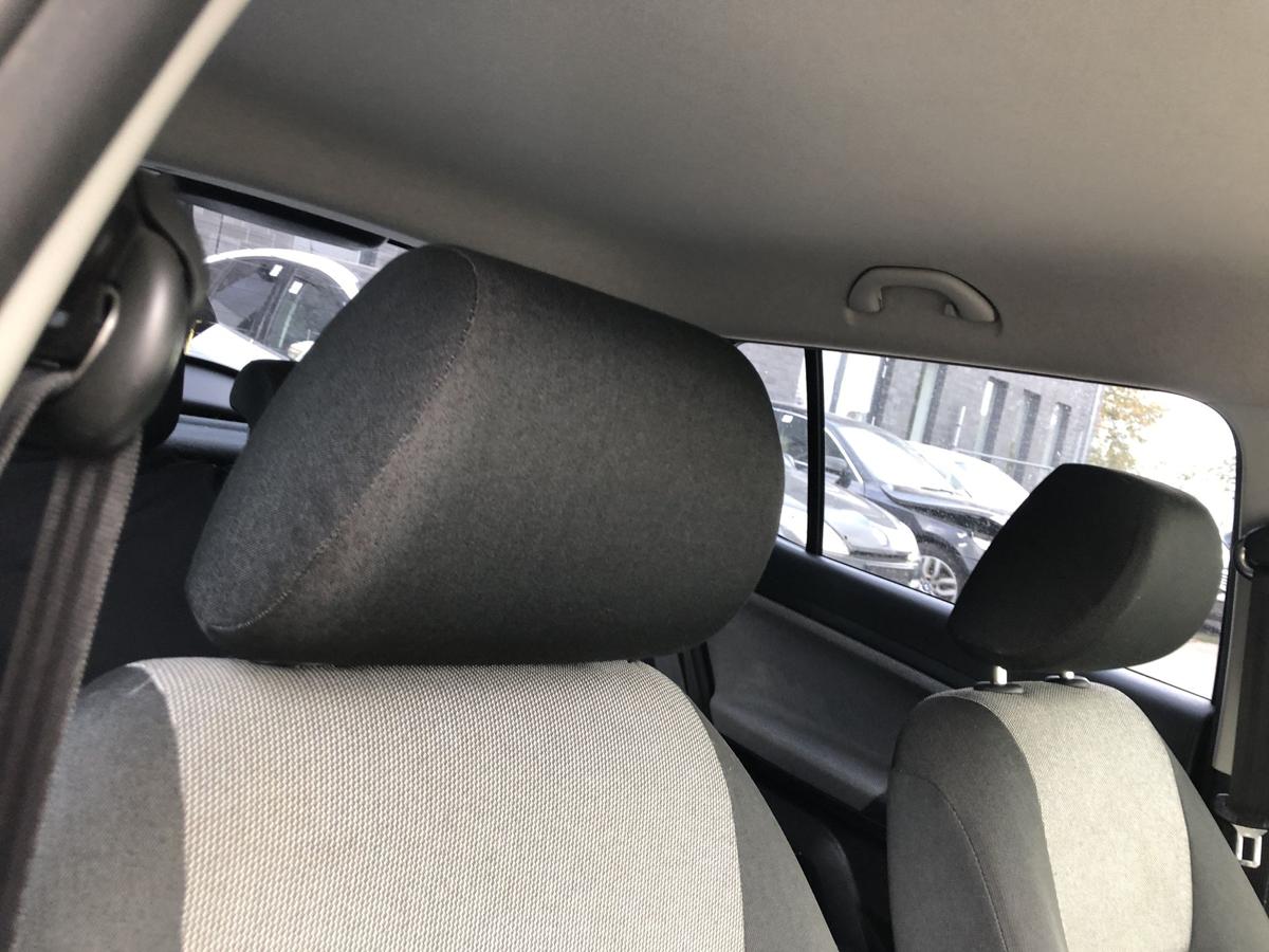 Skoda Fabia 5J Sitz vorn rechts Beifahrersitz Stoff ohne Heizung Autositz