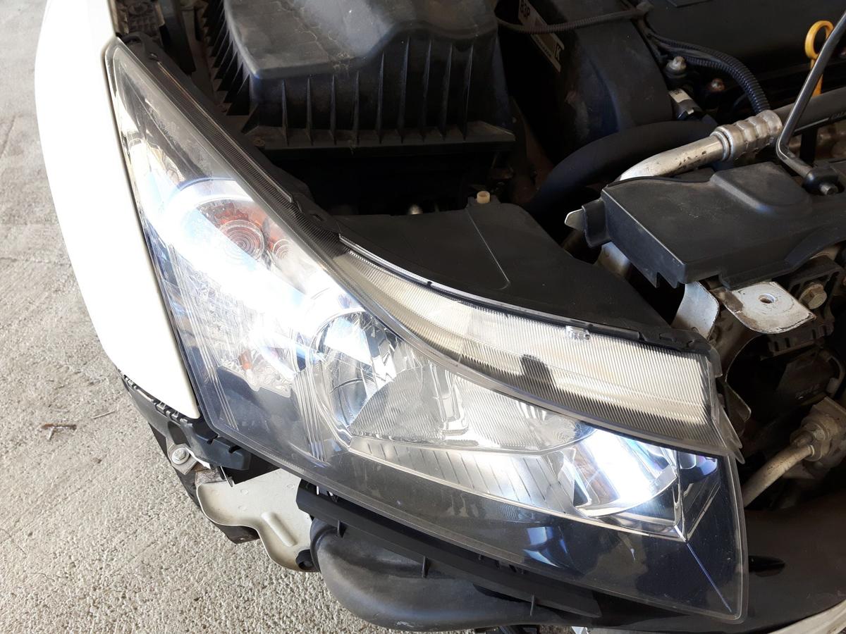 Chevrolet Cruze original Scheinwerfer vorn rechts Halogen etwas vergilbt BJ2011