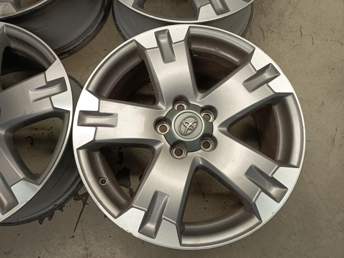 Toyota RAV4 original Alufelgensatz 7,5x18 ET39 Baujahr 2009