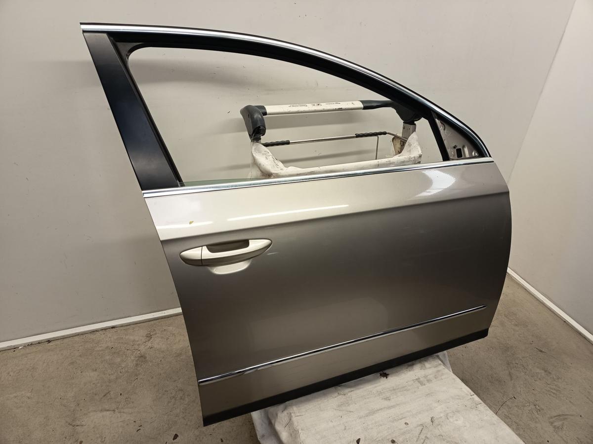 VW Passat T&uuml;r Beifahrert&uuml;r vorne rechts LD1W Wheatbeige Bj 2006