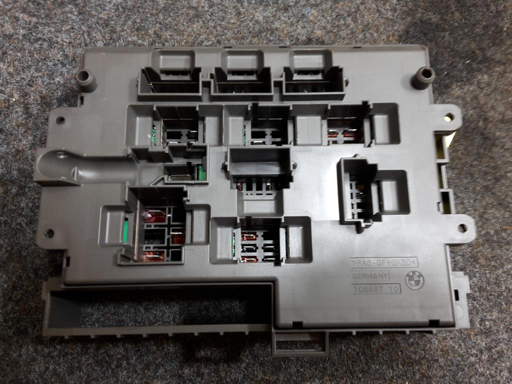 BMW X1 E84 BJ 2011 Sicherungskasten Fuse Box 9119446-05 09-12