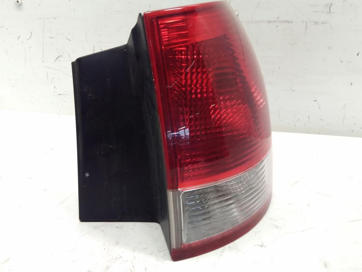 Opel Vectra C Caravan original R&uuml;ckleuchte Heckleuchte rechts BJ2004 24469462
