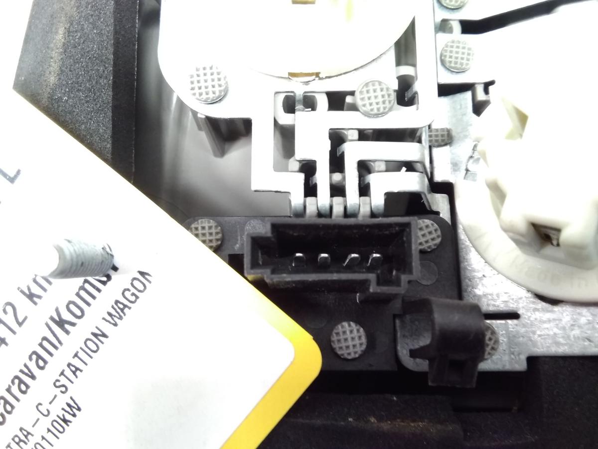 Opel Vectra C Caravan orig R&uuml;ckleuchte Heckleuchte innen links BJ2004 24469463