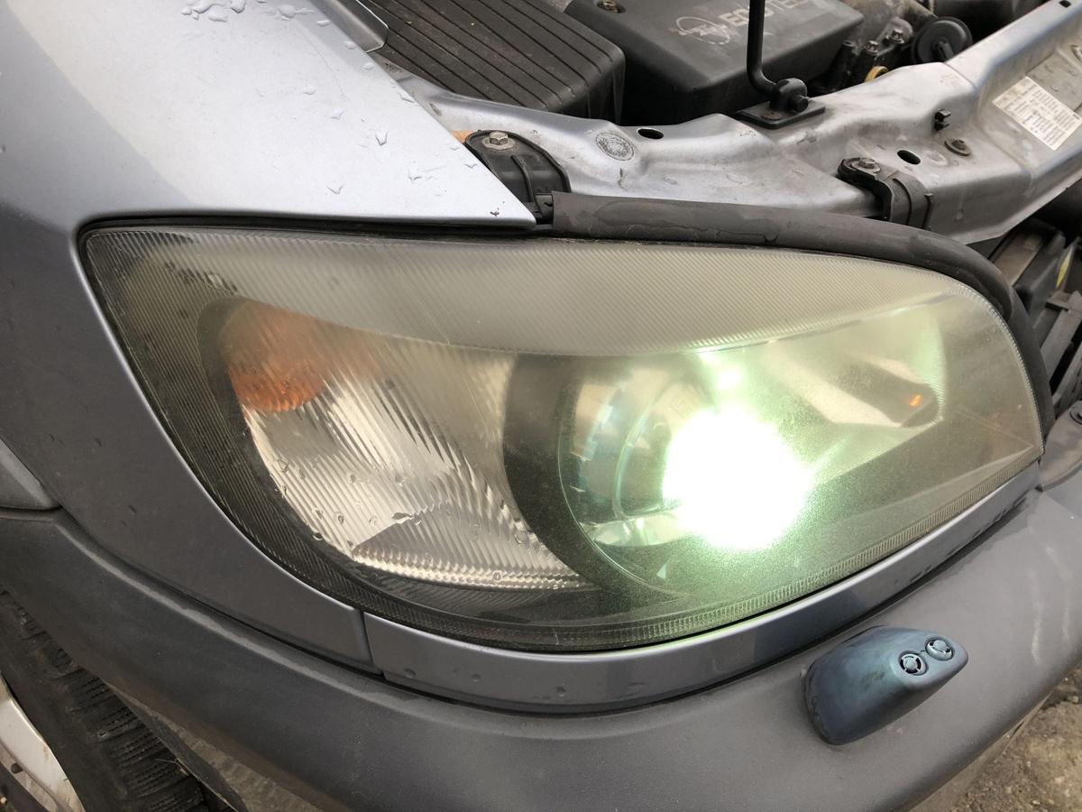 Opel Zafira A Scheinwerfer rechts Xenon tr&uuml;b Frontscheinwerfer Headlight