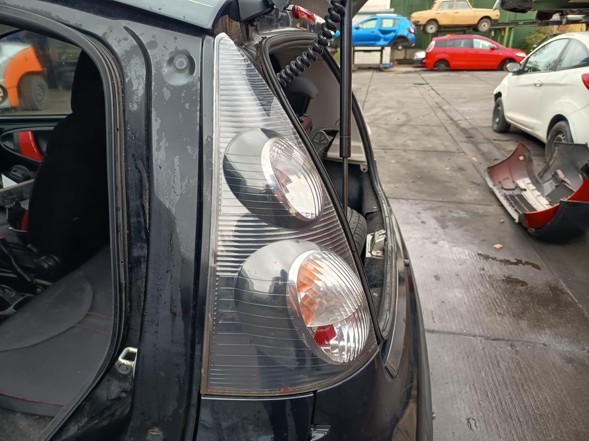 Citroen C1 original Rückleuchte links Heck/Schluss/Licht Bj 2013 Citroen C1 original Rückleuchte links Heck/Schluss/Licht Bj 2013