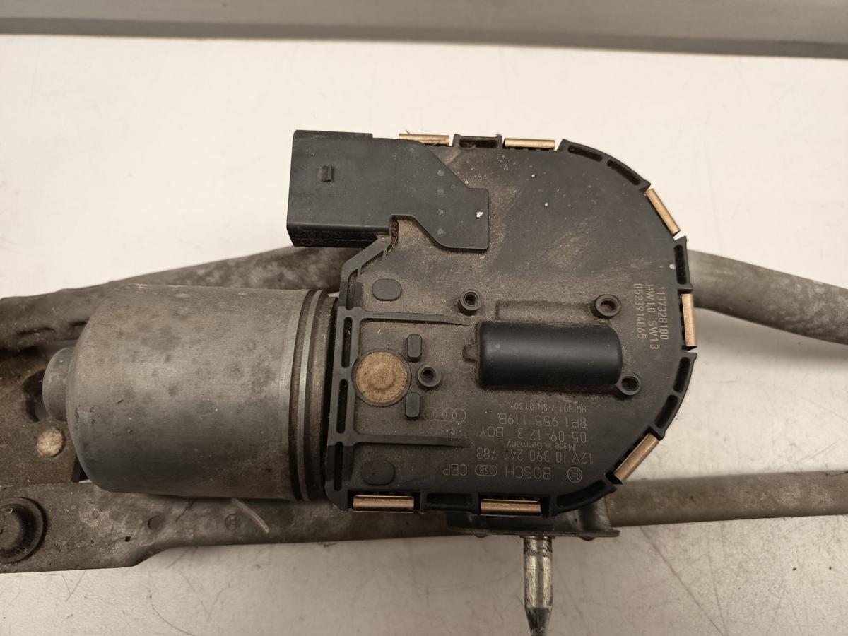 Audi A3 8P original Wischermotor vorne mit Gest&auml;nge Baujahr 2005