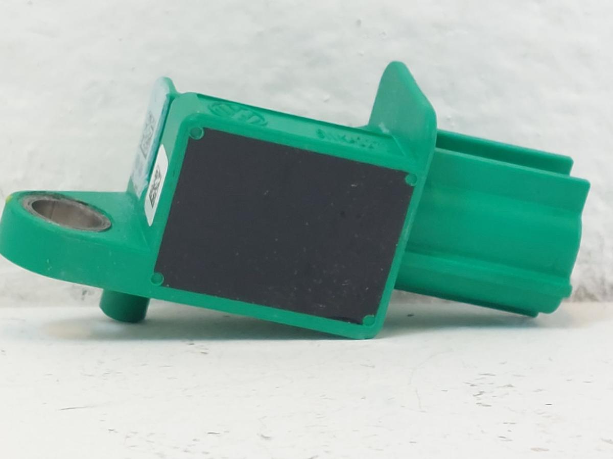 VW Audi Skoda Seat Airbagsensor Aufprallsensor Crashsensor Sensor OEM