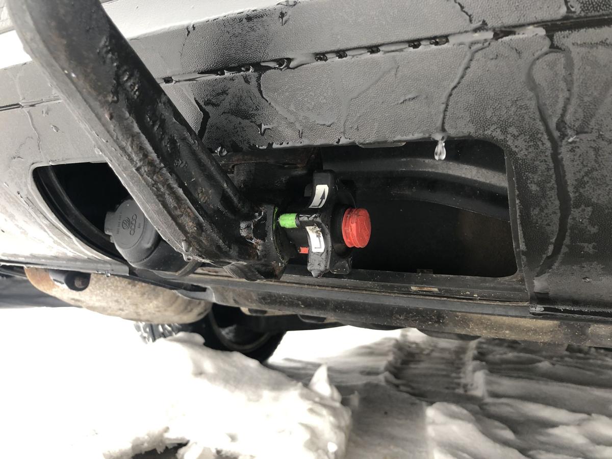 VW Passat 3C Variant Sto&szlig;stange hinten Bumper Sto&szlig;f&auml;nger Hecksch&uuml;rze LC8Z braun