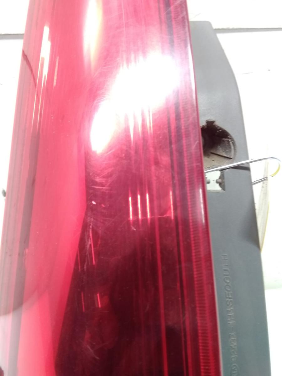Kia Ceed Kombi ED SW original R&uuml;ckleuchte Schlussleuchte oben links BJ2007