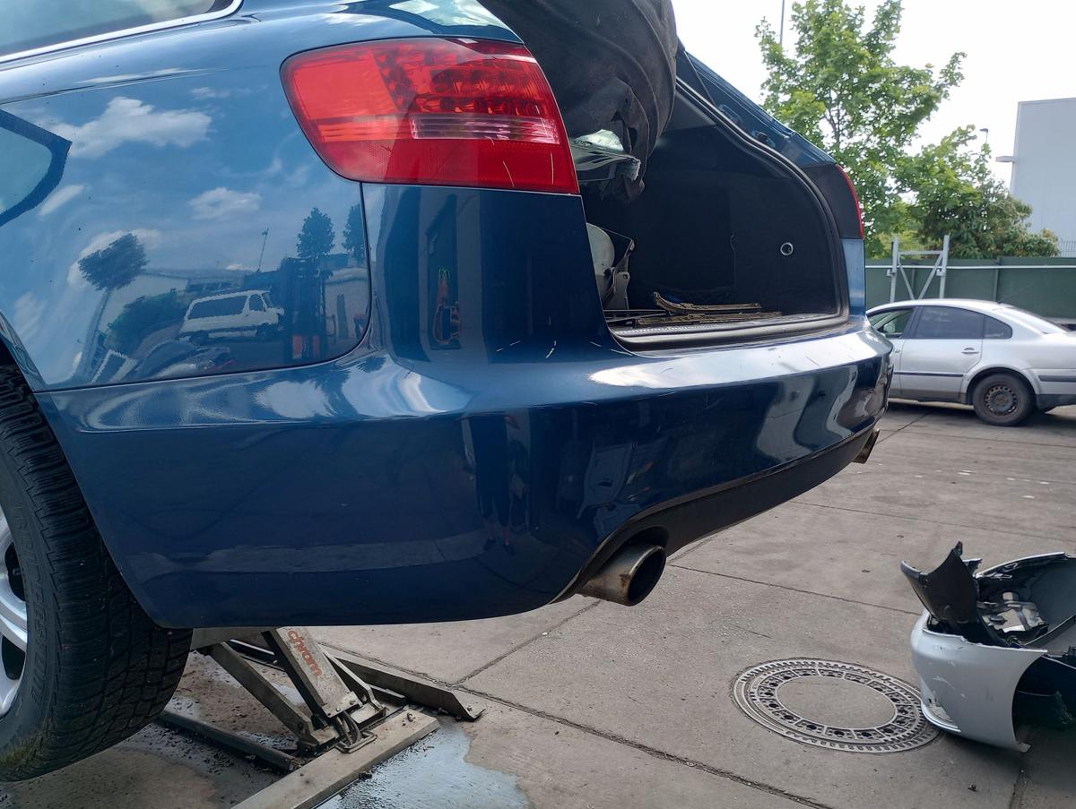 Audi A6 Avant 4F original Stoßstange Stossfänger hinten Z5B Stratosblau Bj 2005