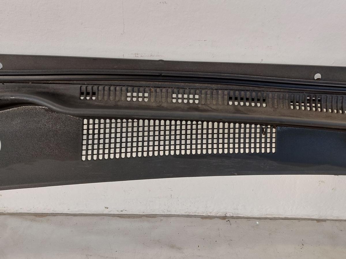 Hyundai i30 PD Mild Hybrid Windlauf Frontscheibe Abdeckung Wischer