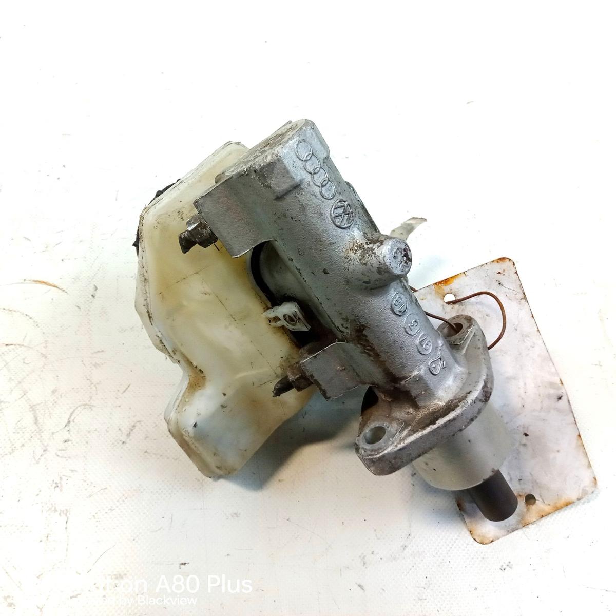 VW T4 original Hauptbremszylinder 2.8 103kw BJ1998