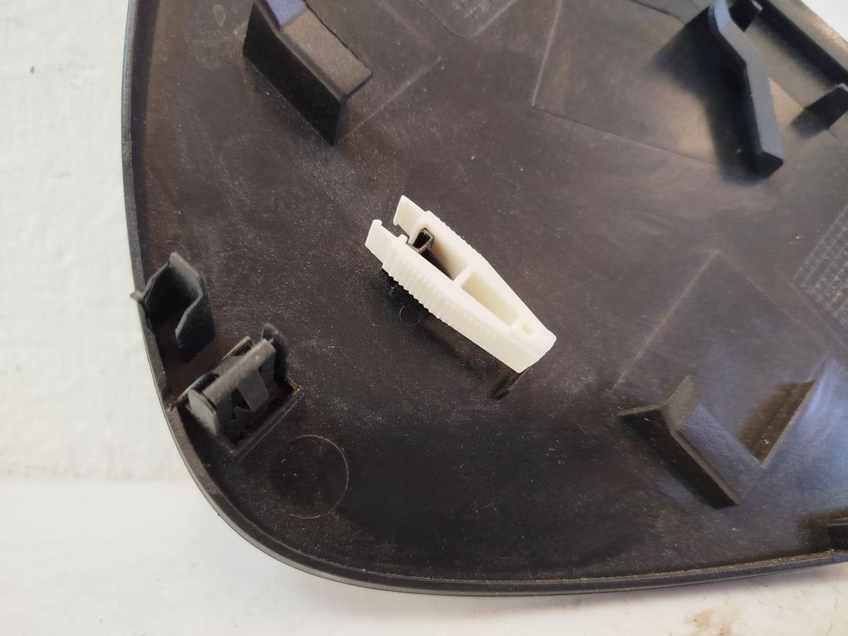 VW Passat 3C B7 Abdeckung Verkleidung Sicherungskasten Armaturenbrett links