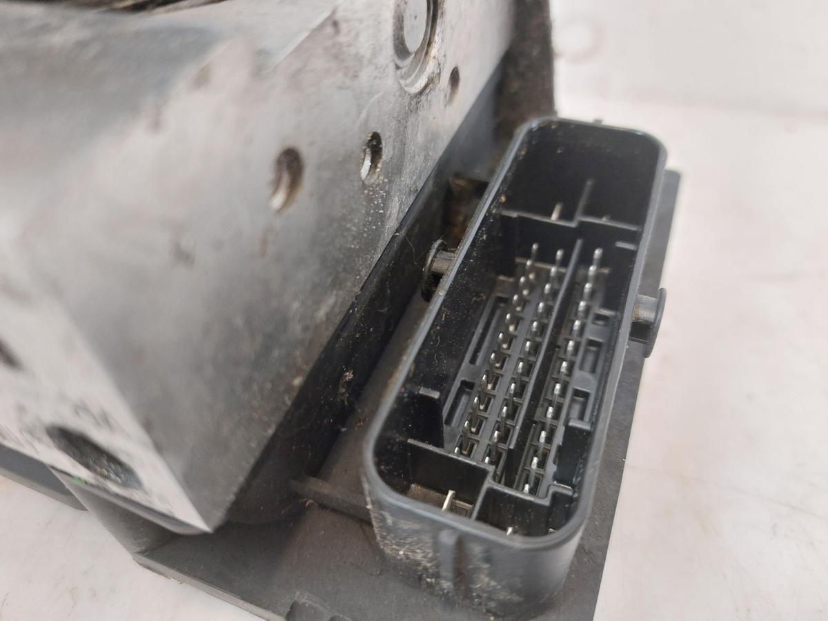VW Polo 9N3 ABS Hydroaggregat Pumpe Steuergerät Steuereinheit Bosch