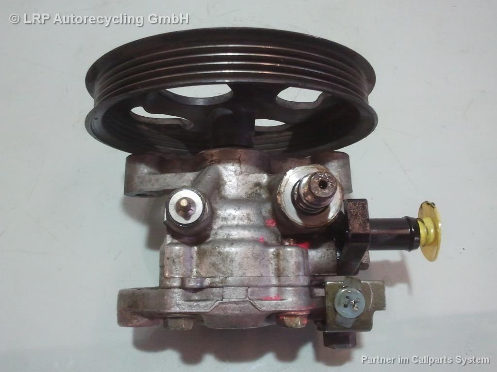 Mitsubishi Carisma original Servopumpe KYB 1.8 92kw BJ1998