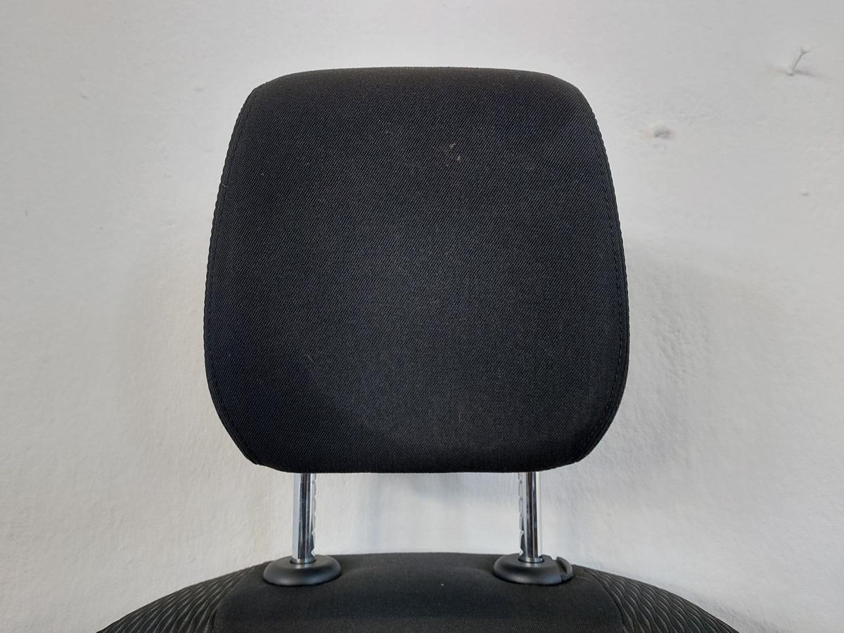 BMW 1er F20 Sitz vorn rechts Beifahrersitz Stoff mit Heizung Autositz Stoffsitz