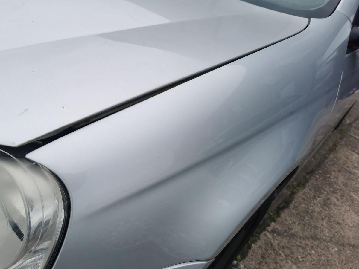 VW Golf V 1K Variant Kotflügel Fender Seitenwand vorn links LA7W Reflexsilber