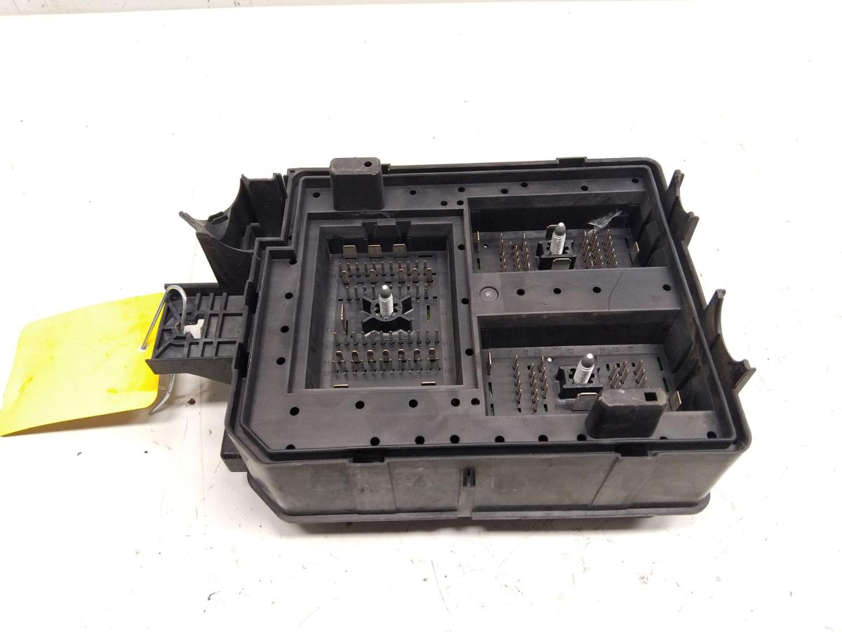 Opel Corsa E original Sicherungskasten Sicherungsbox 1.4 66kw BJ2016 39036045