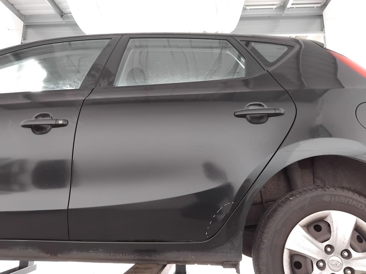 Hyundai i30 FD Tür hinten links 5-türig Fließheck BJ2010 9F Stone Black Perl.