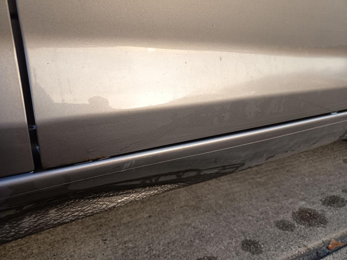 VW Golf Plus orig Tür vorn rechts Beifahrertür LA8X Kaschmirbraun Bj 2009