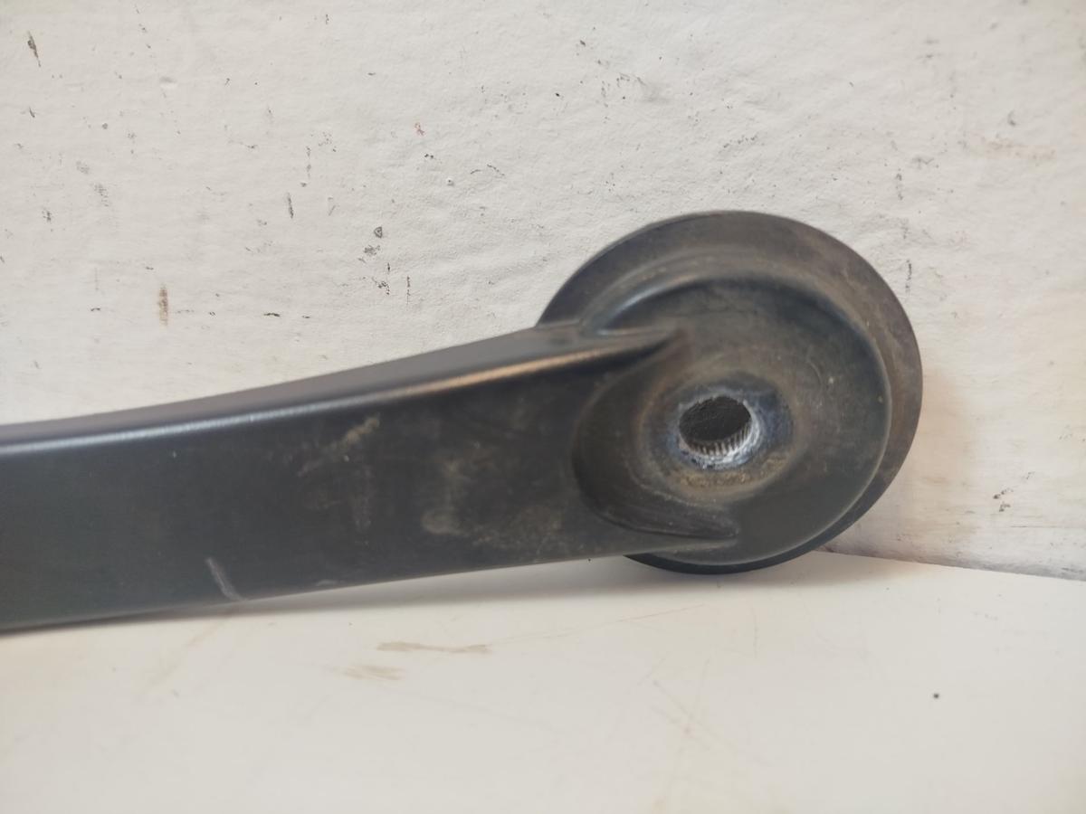 Ford Focus DYB CEW Turnier Wischerarm vorn rechts Scheibenwischerarm Beifahrer