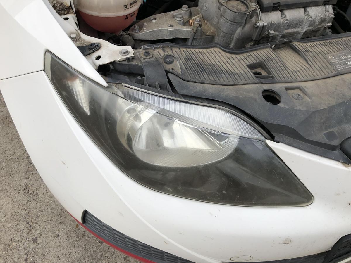 Seat Ibiza 6J Scheinwerfer vorn rechts Hauptscheinwerfer Halogen Tr&uuml;b