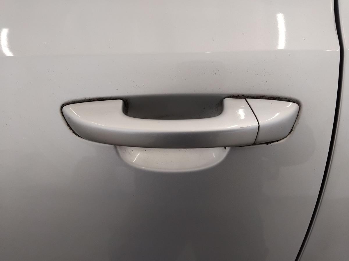 VW Golf 6 Tür links Fahrertür LA7W reflexsilber 3-Türer beschädigt BJ2009