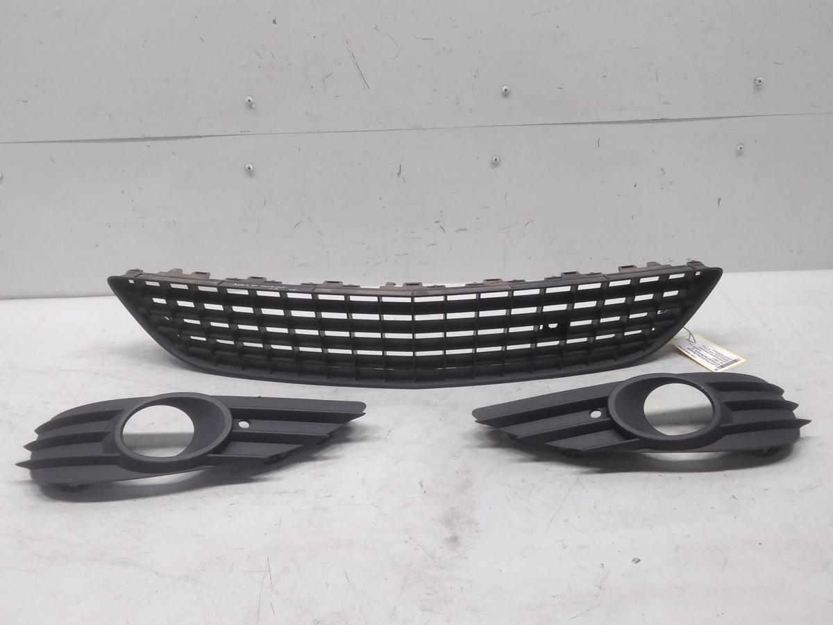 Opel Astra H Twintop original Satz Luftführungen Gitter unten Stoßfänger vorn BJ2007