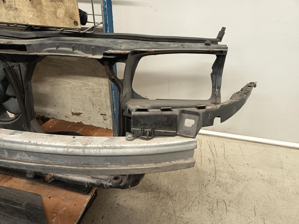 VW Passat 3B original Schlosstr&auml;ger Frontverkleidung 1.8l 92kW Benzin Bj 1998