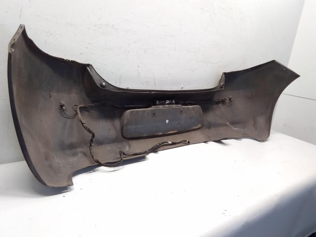 Toyota Yaris 2 original Stoßfänger Stoßstange hinten mit PDC Bj.2008