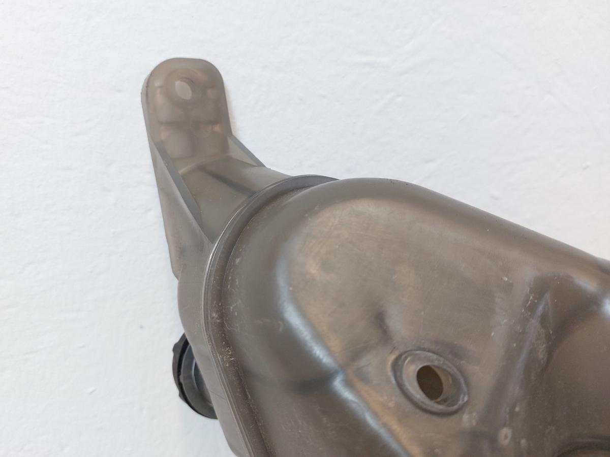 NIO ET7 Elektro K&uuml;hlwasserbeh&auml;lter Ausgleichsbeh&auml;lter Beh&auml;lter K&uuml;hlwasser