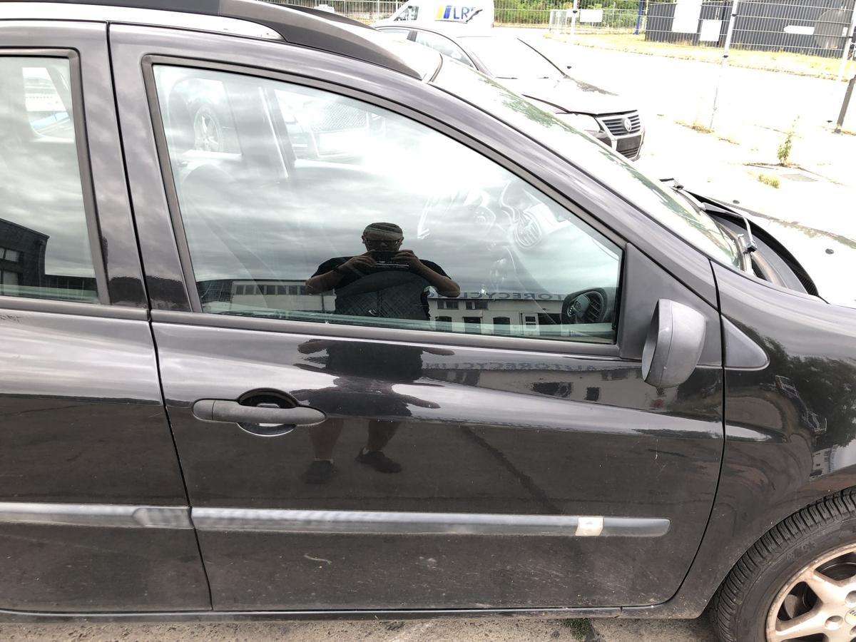 Renault Clio 3 III Grandtour T&uuml;r vorn rechts Beifahrer Rohbau NV676 Noir Nacre