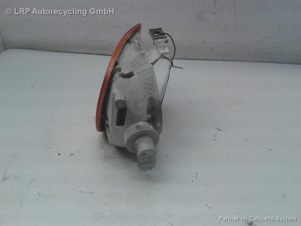 VW Polo 6N1 Blinker Blinkleuchte vorn links 6N0953049B HELLA gelb BJ1995