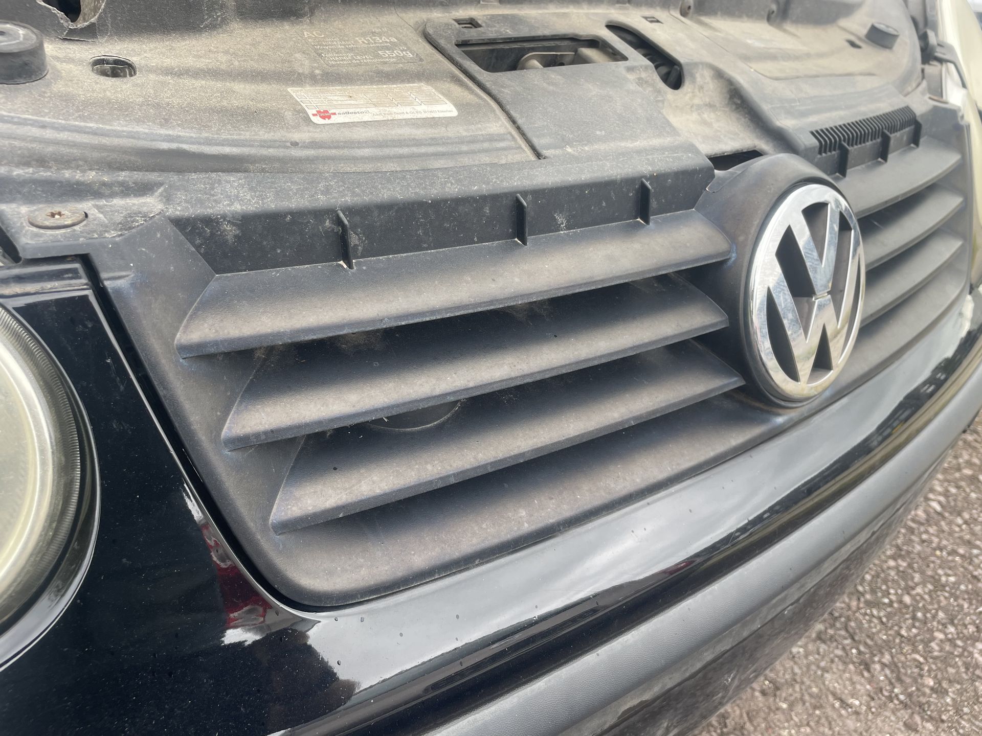 VW Polo 9n1 Kühlergrill Grill Frontgrill BJ2003