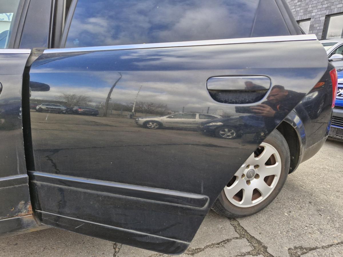 Audi A4 8E B6 Avant T&uuml;r hinten links LY9B Schwarz Fondt&uuml;r BJ00-04