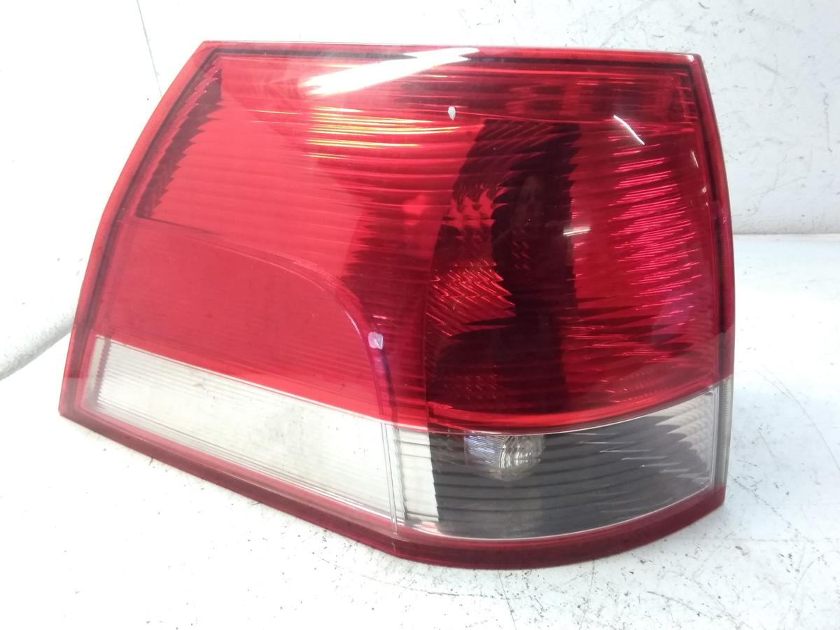 Opel Vectra C Caravan original R&uuml;ckleuchte Heckleuchte links au&szlig;en 24469461 BJ2004