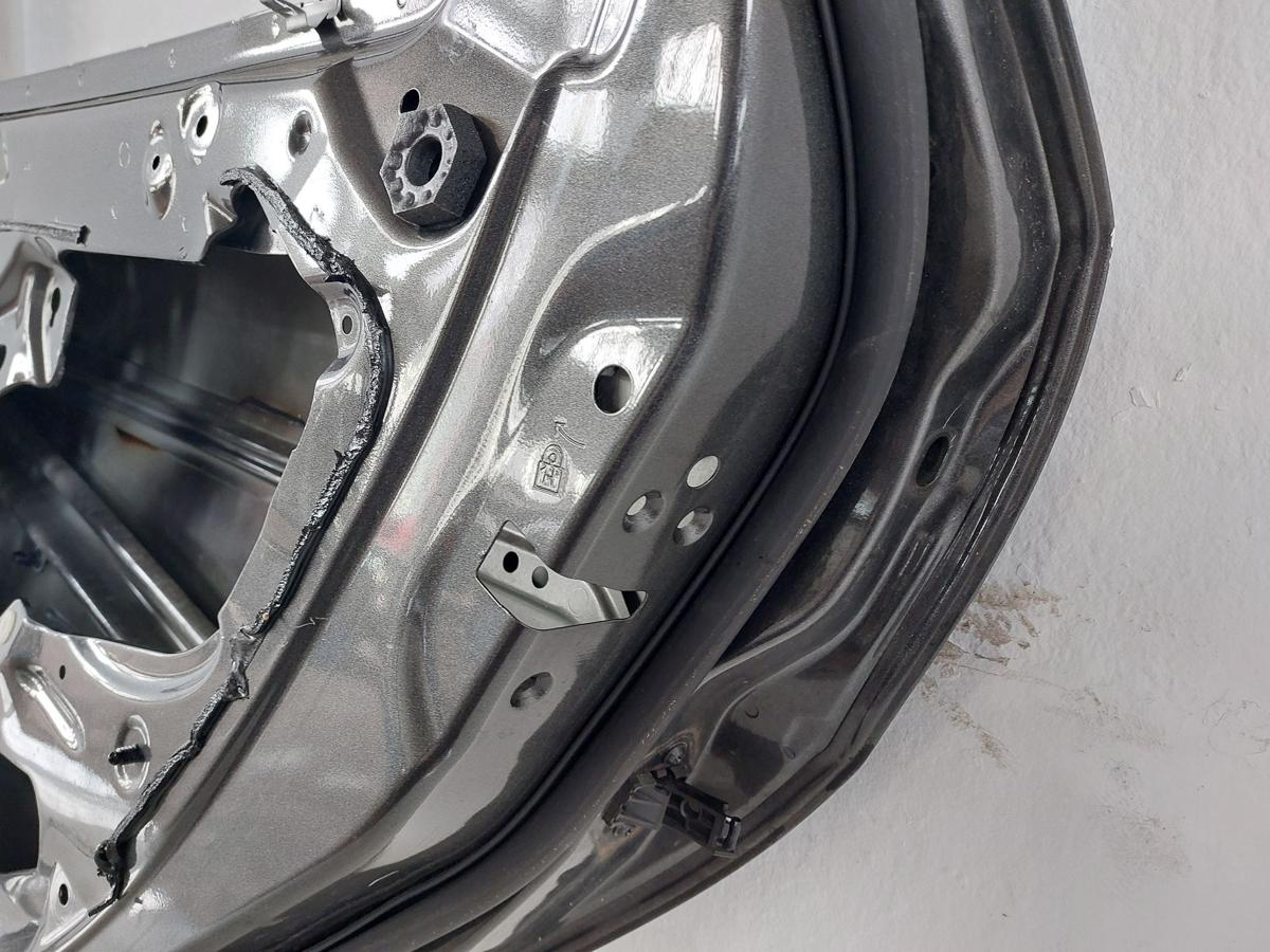 Ford Focus DYB CEW Turnier T&uuml;r hinten rechts Fondt&uuml;r im Rohbau Magnetic Grau