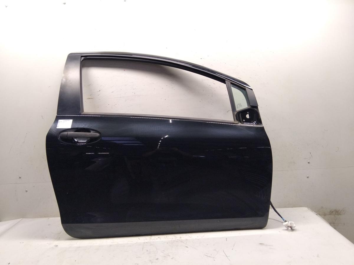 Toyota Yaris 2 XP9 orig T&uuml;r vorn rechts Beifahrert&uuml;r 209 schwarz 3t&uuml;rig BJ2011