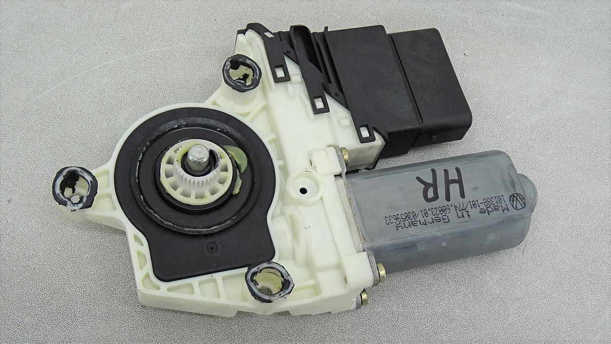 VW Golf IV Fensterhebermotor hinten rechts Bj1999 1J4959812C 976101438203