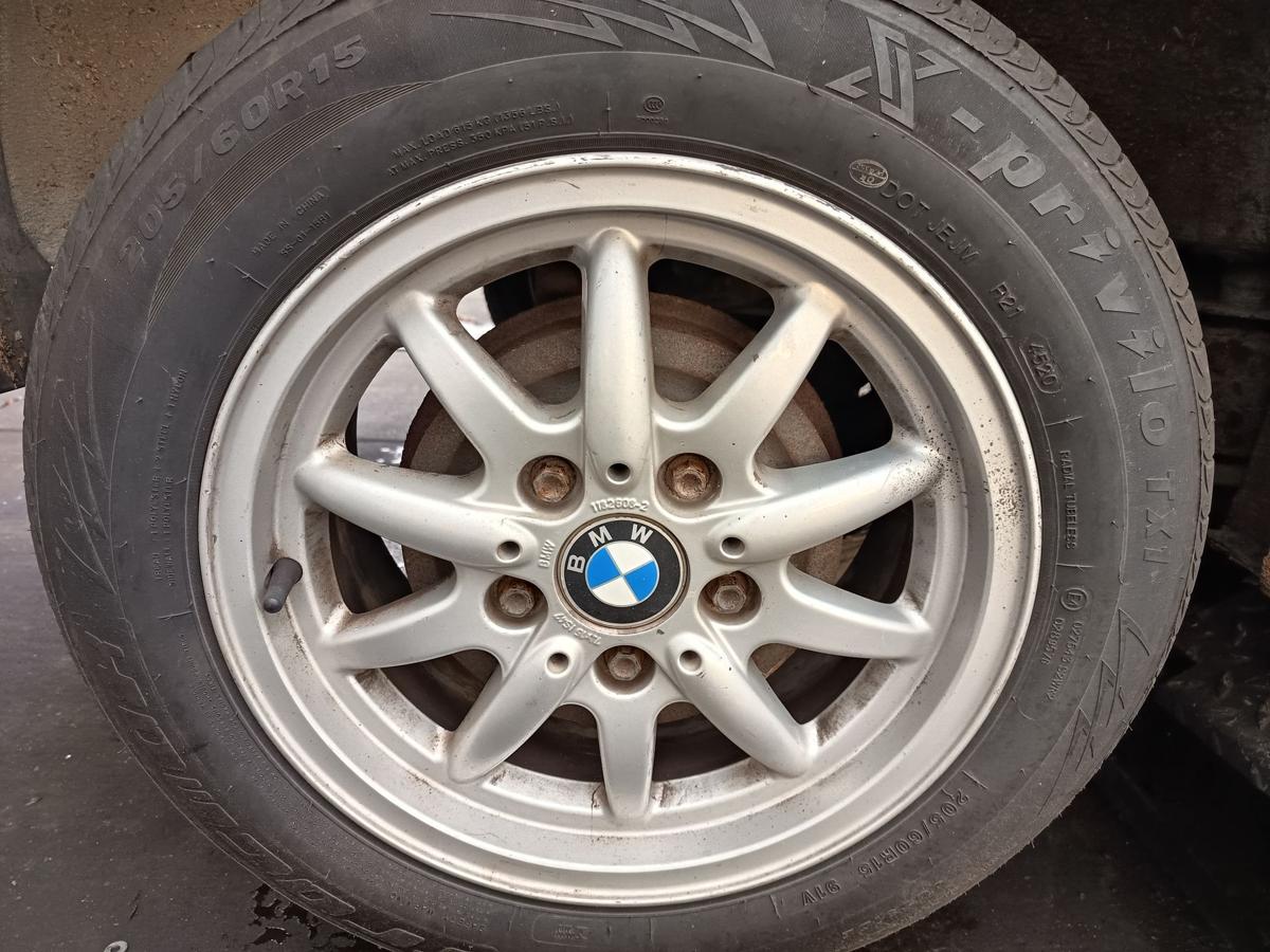 BMW 3er E36 Compact Bj 1997 original Satz Alufelgen 7Jx15 ET47